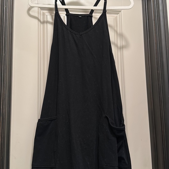 Three items - M - Picture 3 of 3